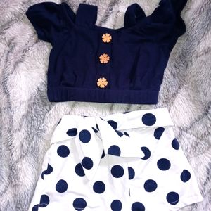 Crop top outfit